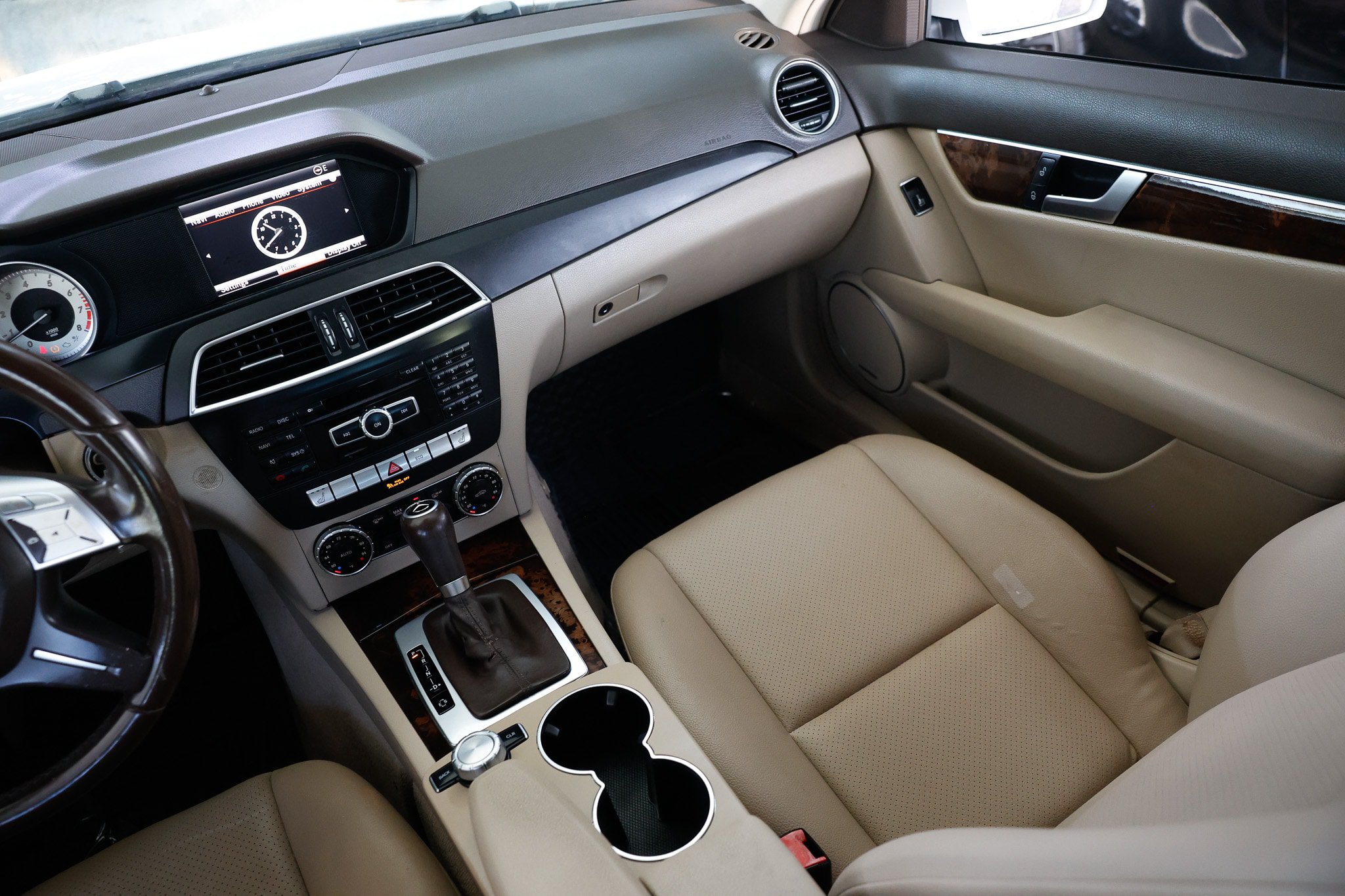 Used 2014 Mercedes-Benz C 300 4MATIC Sedan w/ Multimedia Package image 25