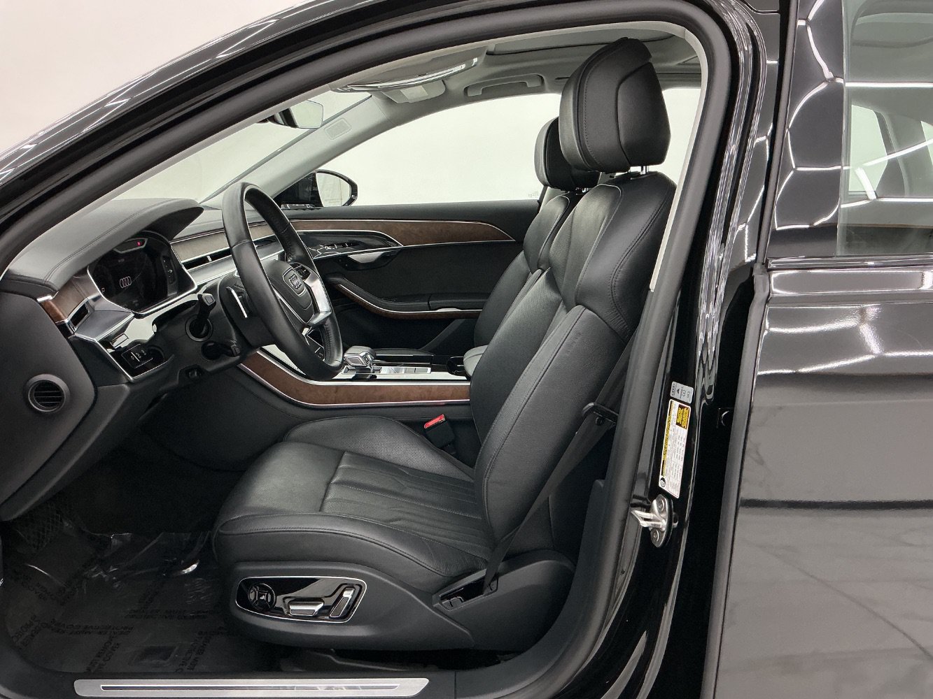 Used 2021 Audi A8 L 3.0T w/ Executive Plus Package AWD/4WD image 15