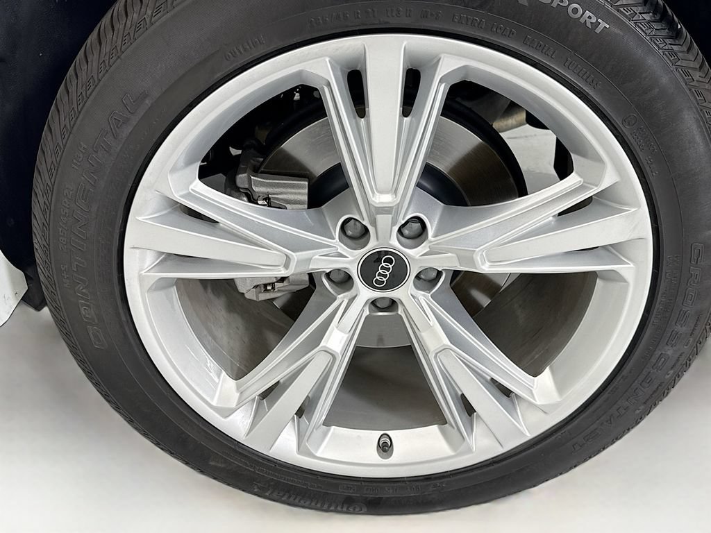 Certified 2023 Audi Q8 Premium w/ Convenience Package AWD/4WD image 30