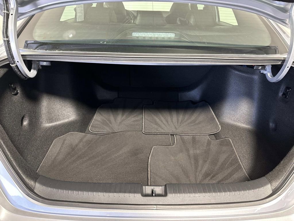 Used 2023 Honda Accord Sport image 30