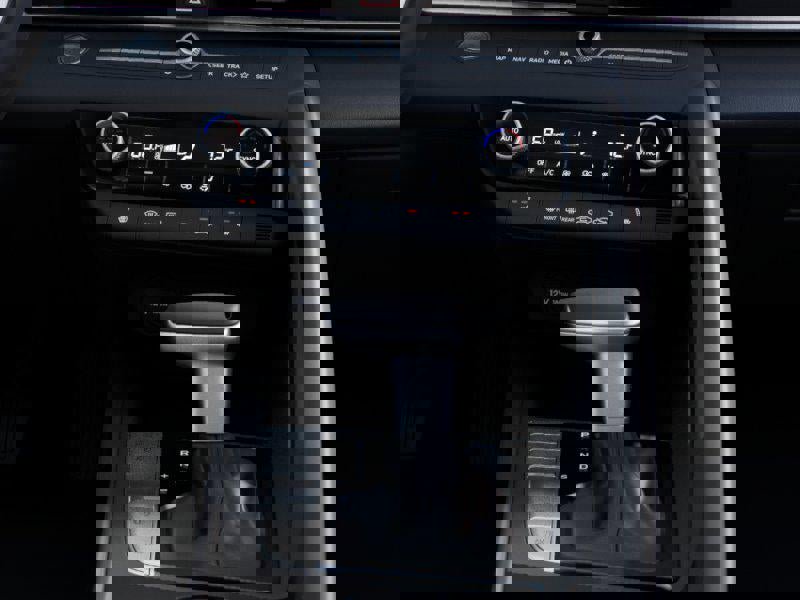 New 2026 Hyundai Elantra Limited image 16