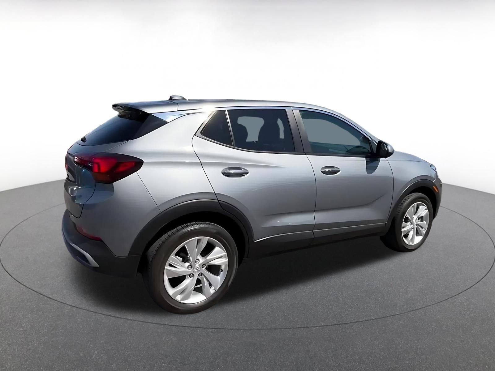 Used 2025 Buick Encore GX Preferred AWD/4WD image 13