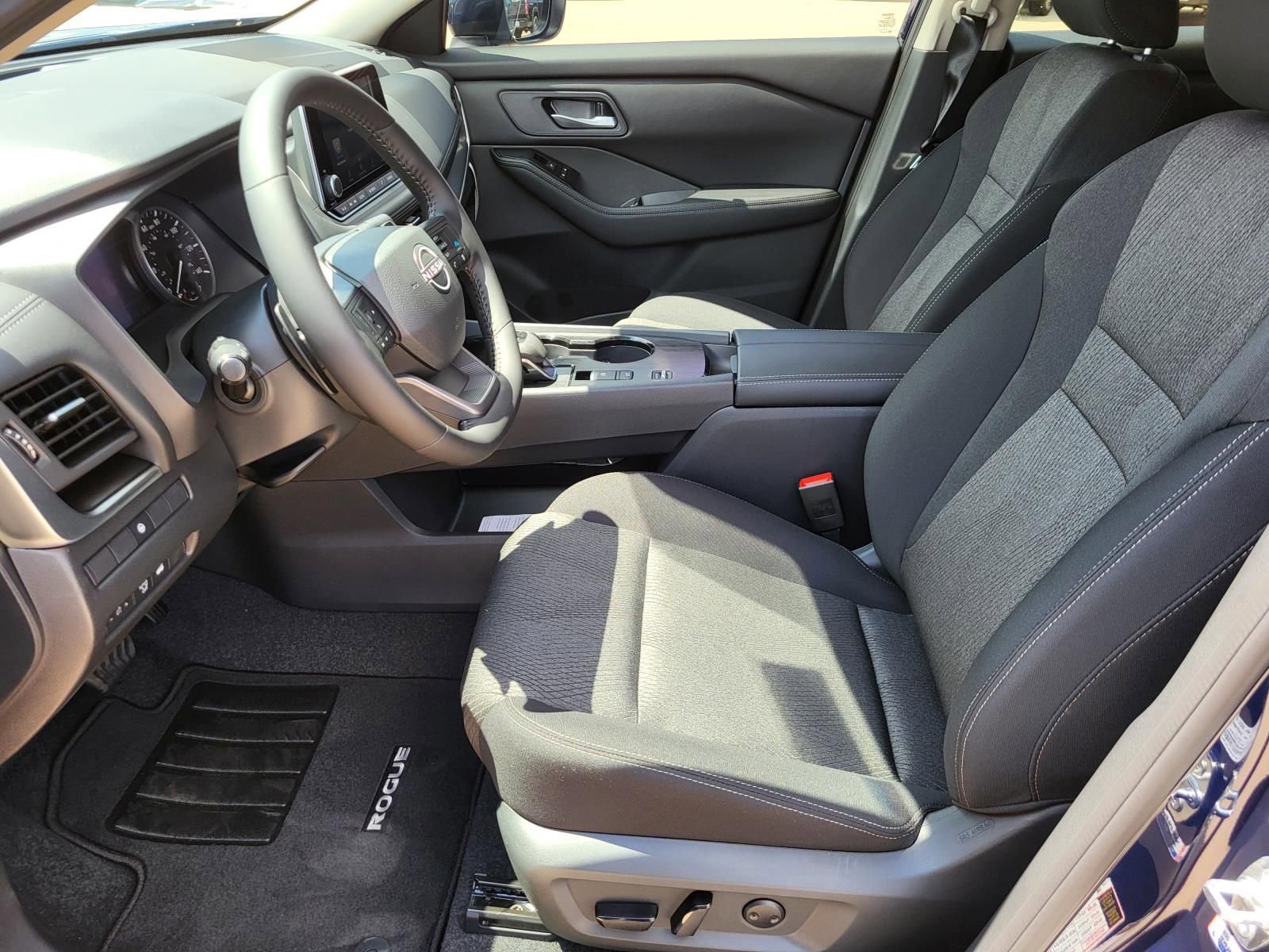 New 2026 Nissan Rogue SV image 18