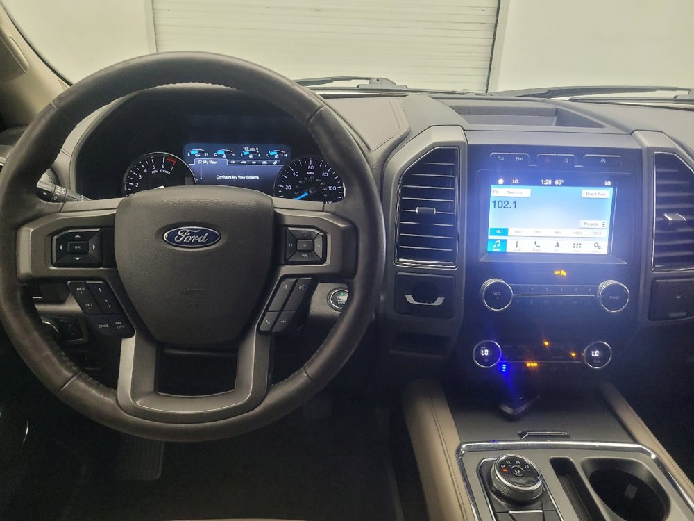 Used 2019 Ford Expedition XLT w/ Equipment Group 202A AWD/4WD image 22