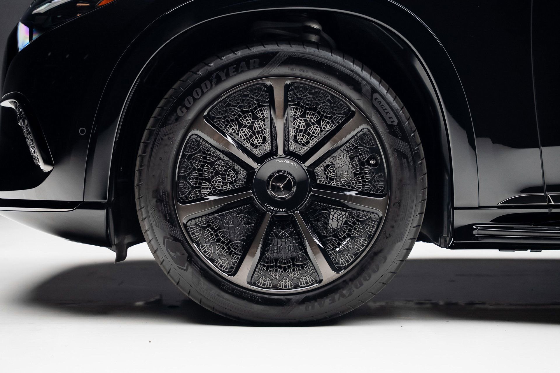 Used 2024 Mercedes-Benz Maybach EQS 680 4MATIC image 18