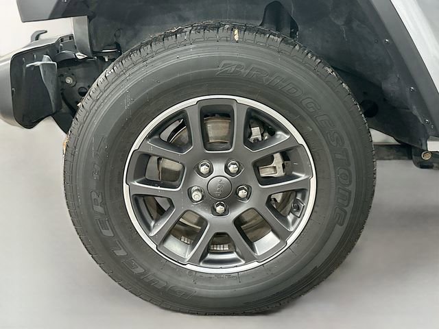 Used 2020 Jeep Gladiator Overland image 31