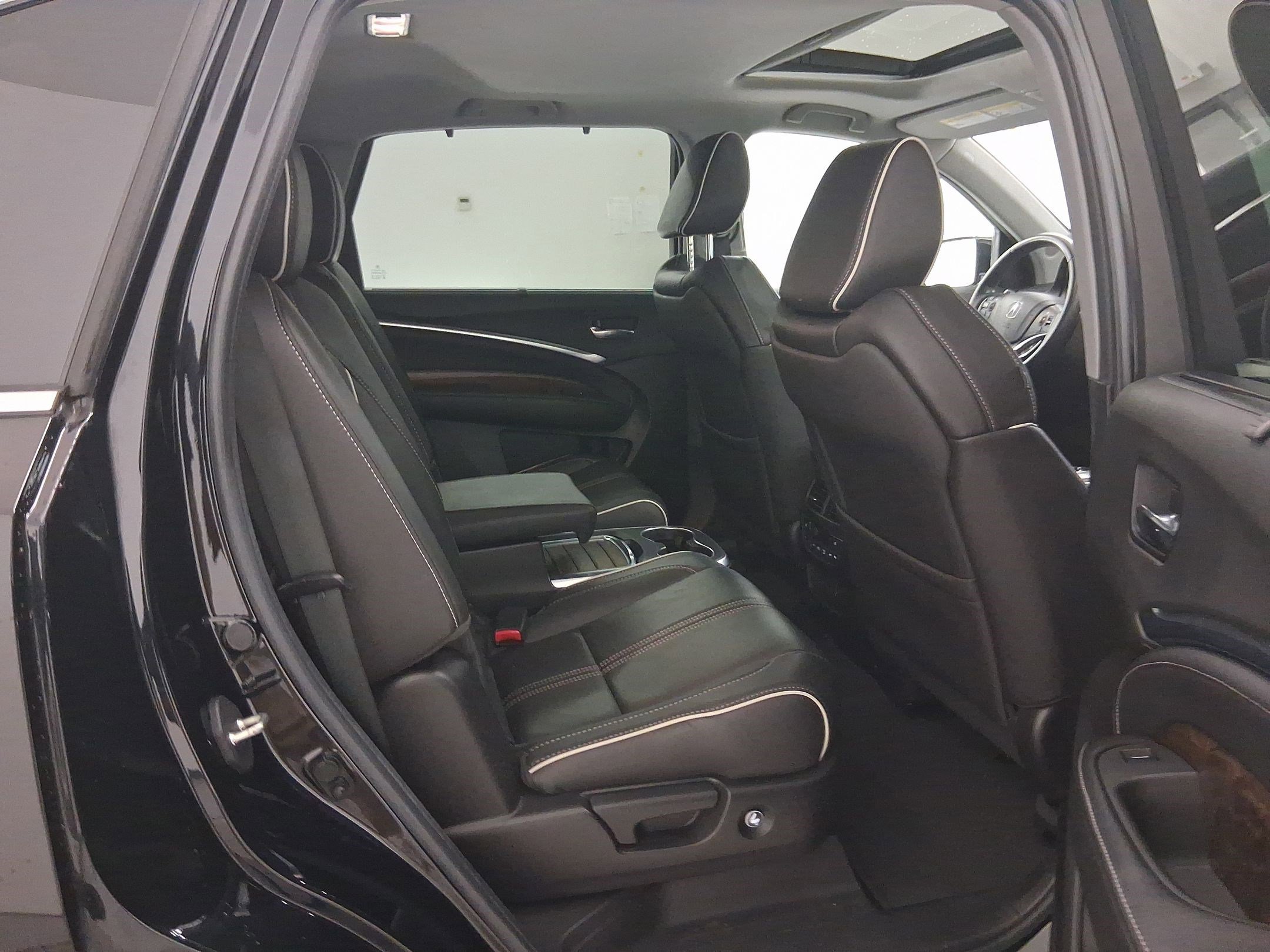 Used 2020 Acura MDX w/Advance Pkg image 31