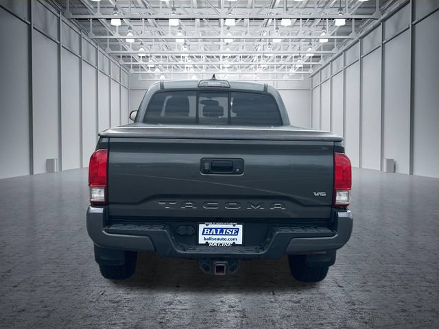 Used 2016 Toyota Tacoma TRD Sport w/ Towing Package AWD/4WD image 9