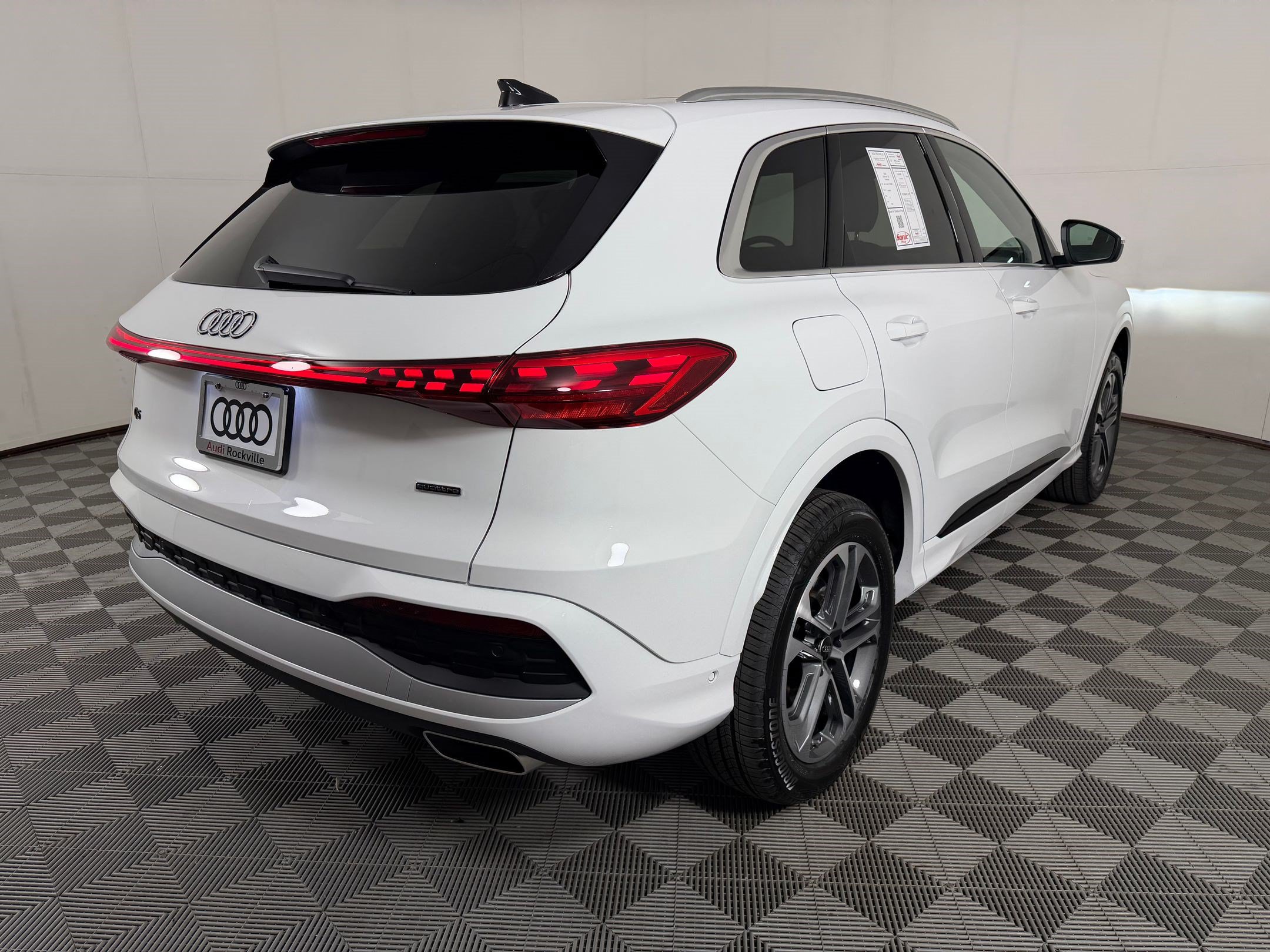 New 2026 Audi Q5 Premium AWD/4WD image 9