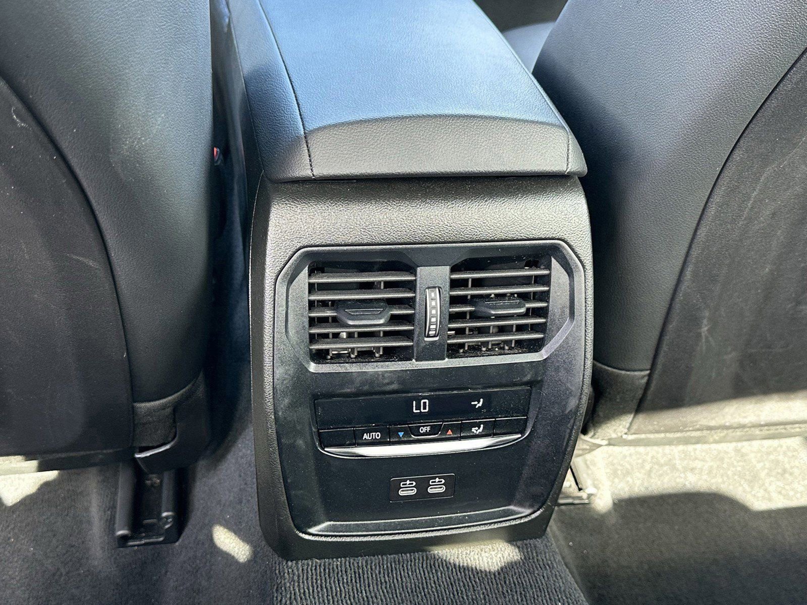 Certified 2025 BMW 330i Sedan image 17