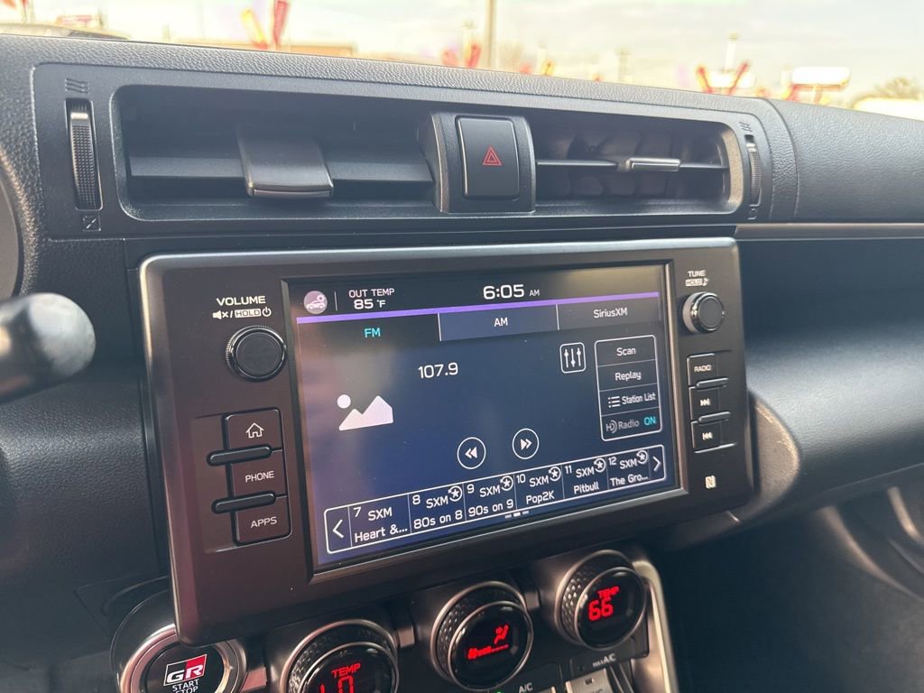 Used 2025 Toyota GR86 Premium image 26