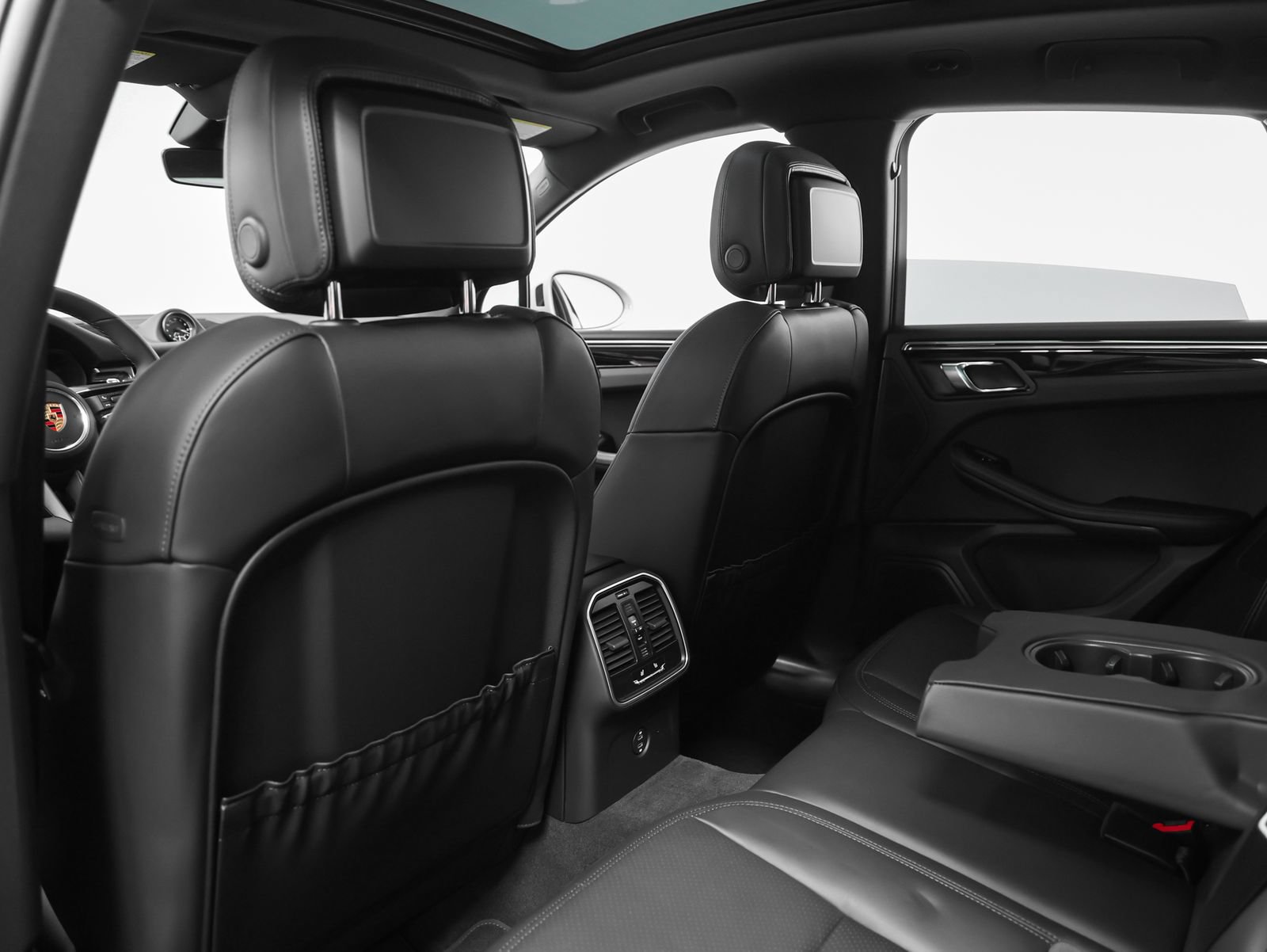 New 2026 Porsche Macan AWD/4WD image 38
