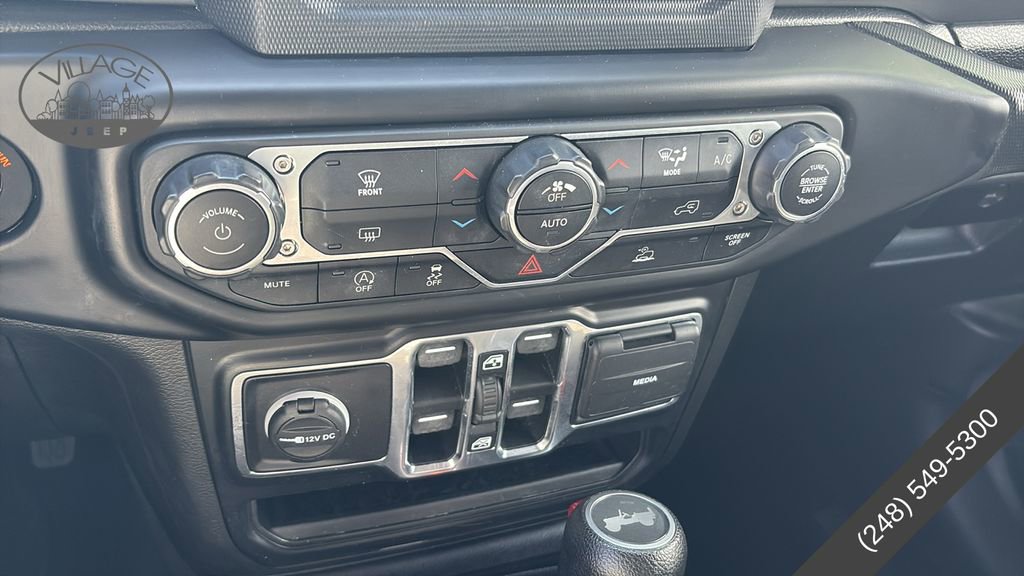 Used 2022 Jeep Wrangler Unlimited Sport image 20