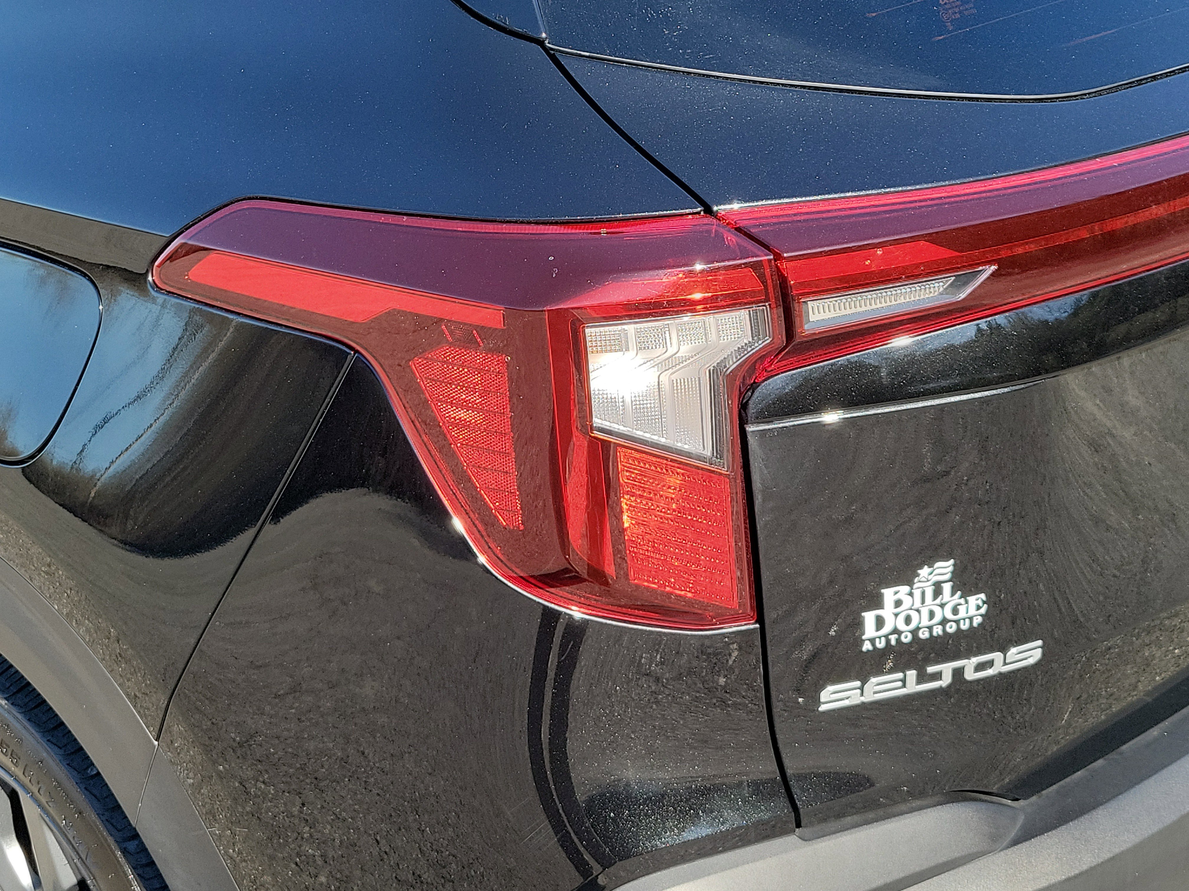 Used 2025 Kia Seltos LX AWD/4WD image 11