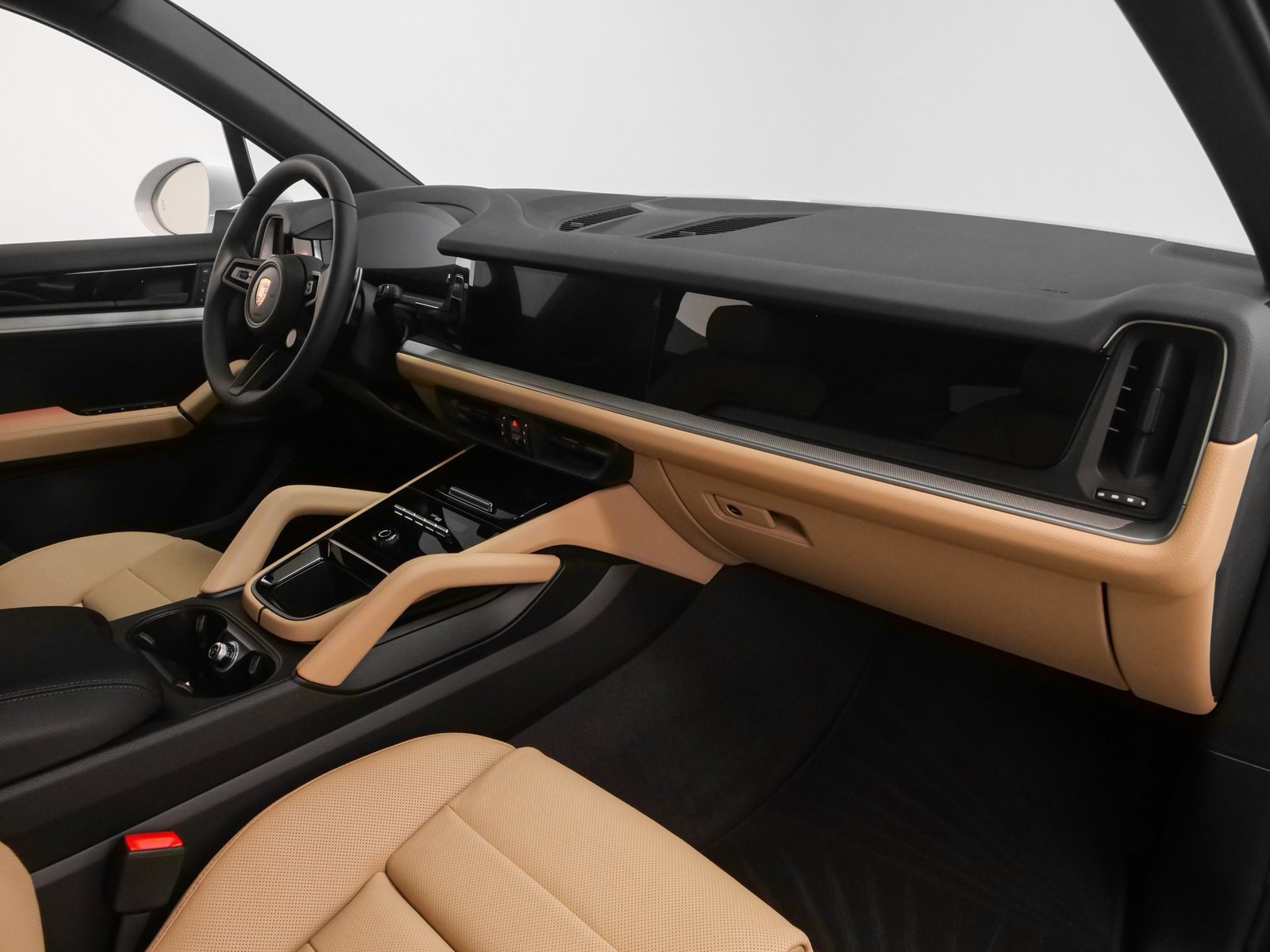 Used 2025 Porsche Cayenne image 21