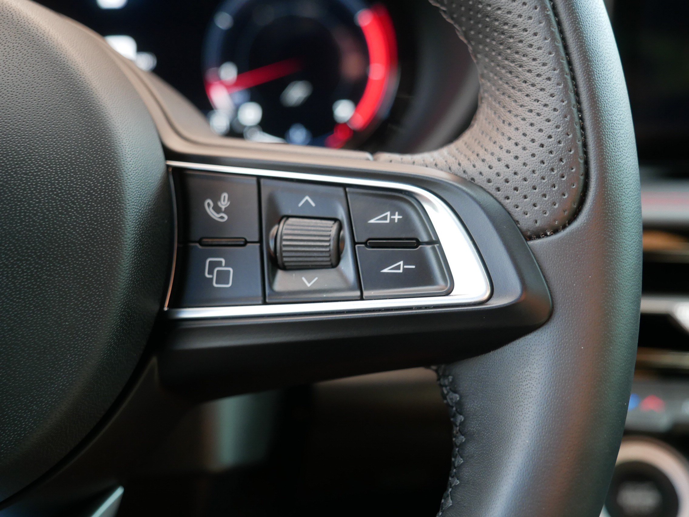 Used 2024 Dodge Hornet GT AWD/4WD image 29