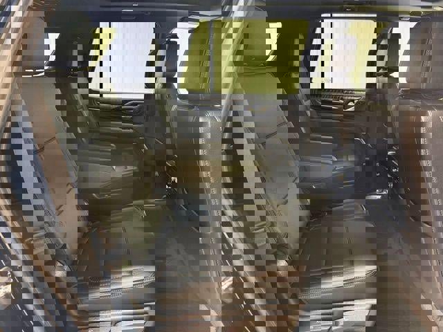 Used 2023 GMC Yukon Denali image 24