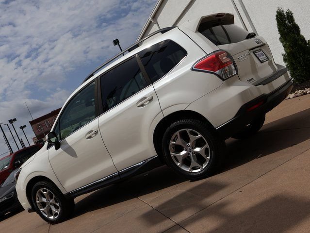Used 2018 Subaru Forester 2.5i Touring AWD/4WD image 5