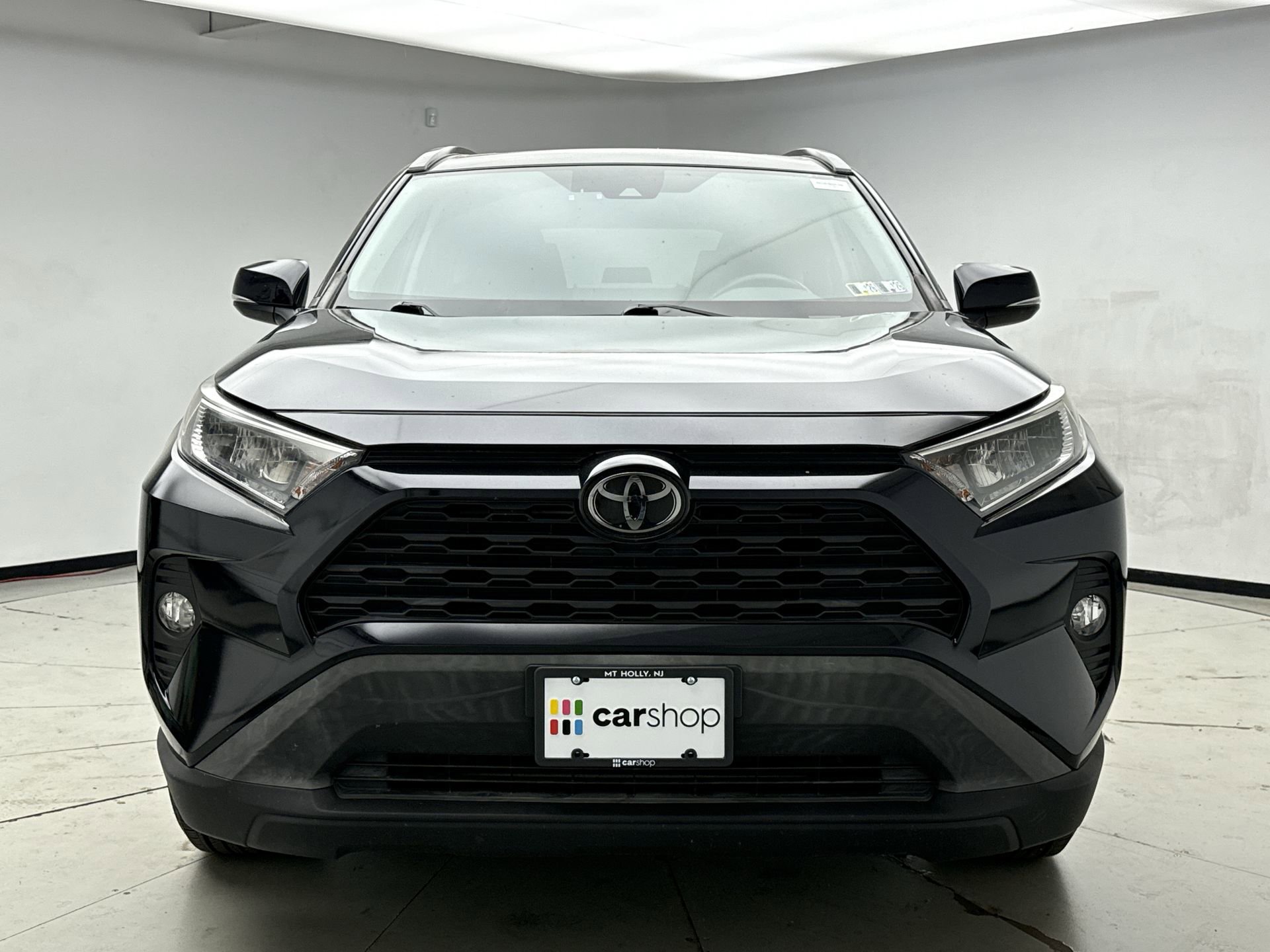 Used 2019 Toyota RAV4 XLE w/ Convenience Package AWD/4WD image 8