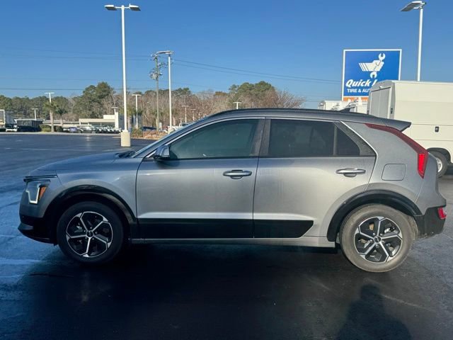 Used 2025 Kia Niro SX video 2