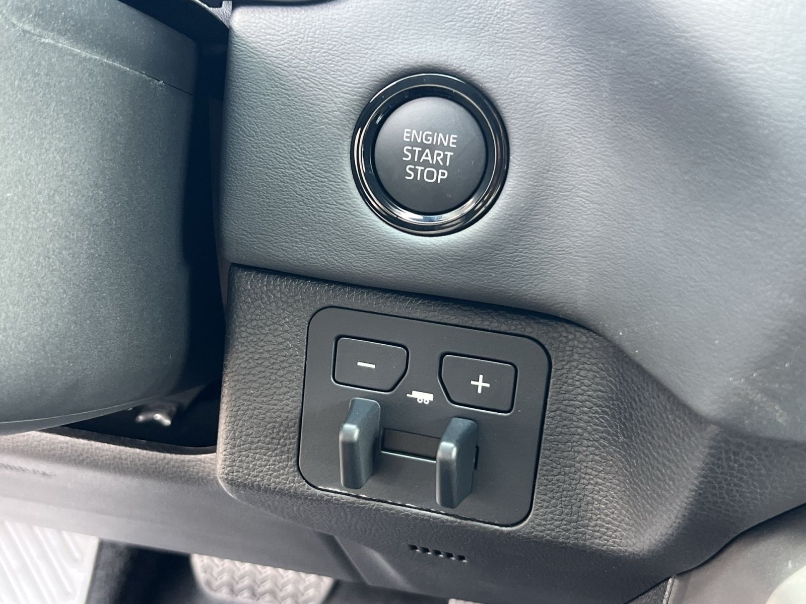 New 2026 Toyota Tundra Platinum AWD/4WD image 27