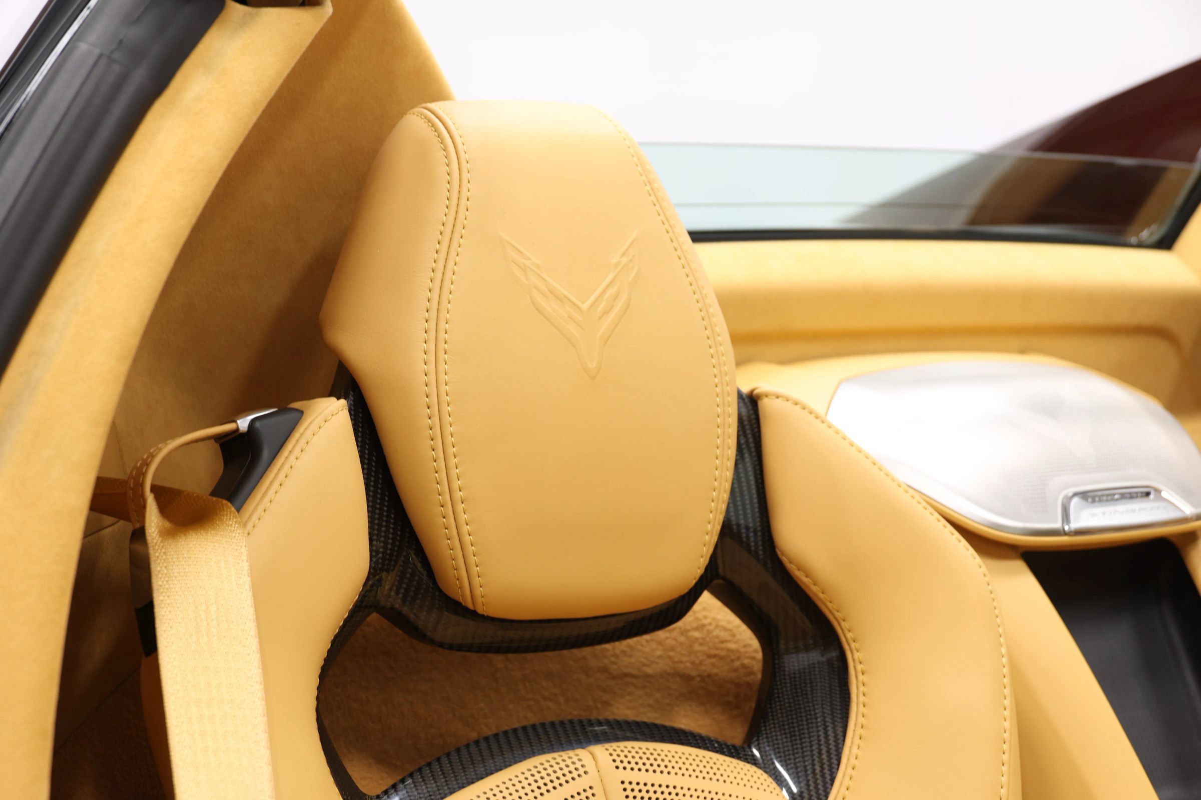 Used 2022 Chevrolet Corvette Stingray Premium Conv w/ Z51 Performance Package RWD image 79