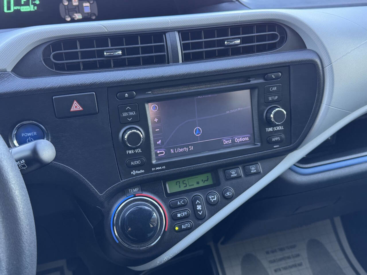 Used 2012 Toyota Prius C Three FWD image 17