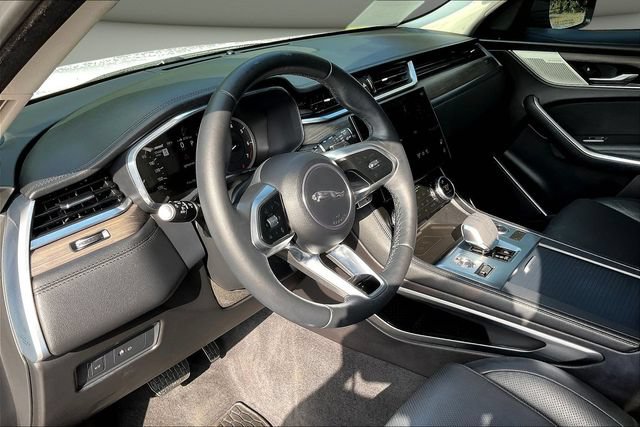 Used 2023 Jaguar F-PACE S AWD/4WD image 19
