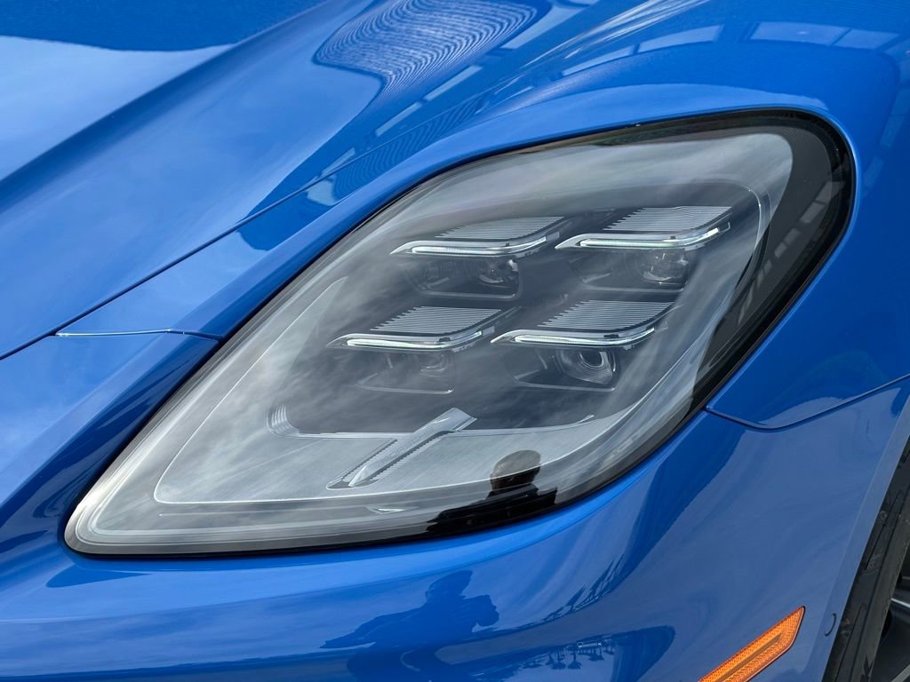 Used 2026 Porsche Panamera 4 image 10