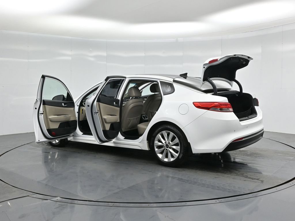 Used 2016 Kia Optima EX w/ Premium Package image 31