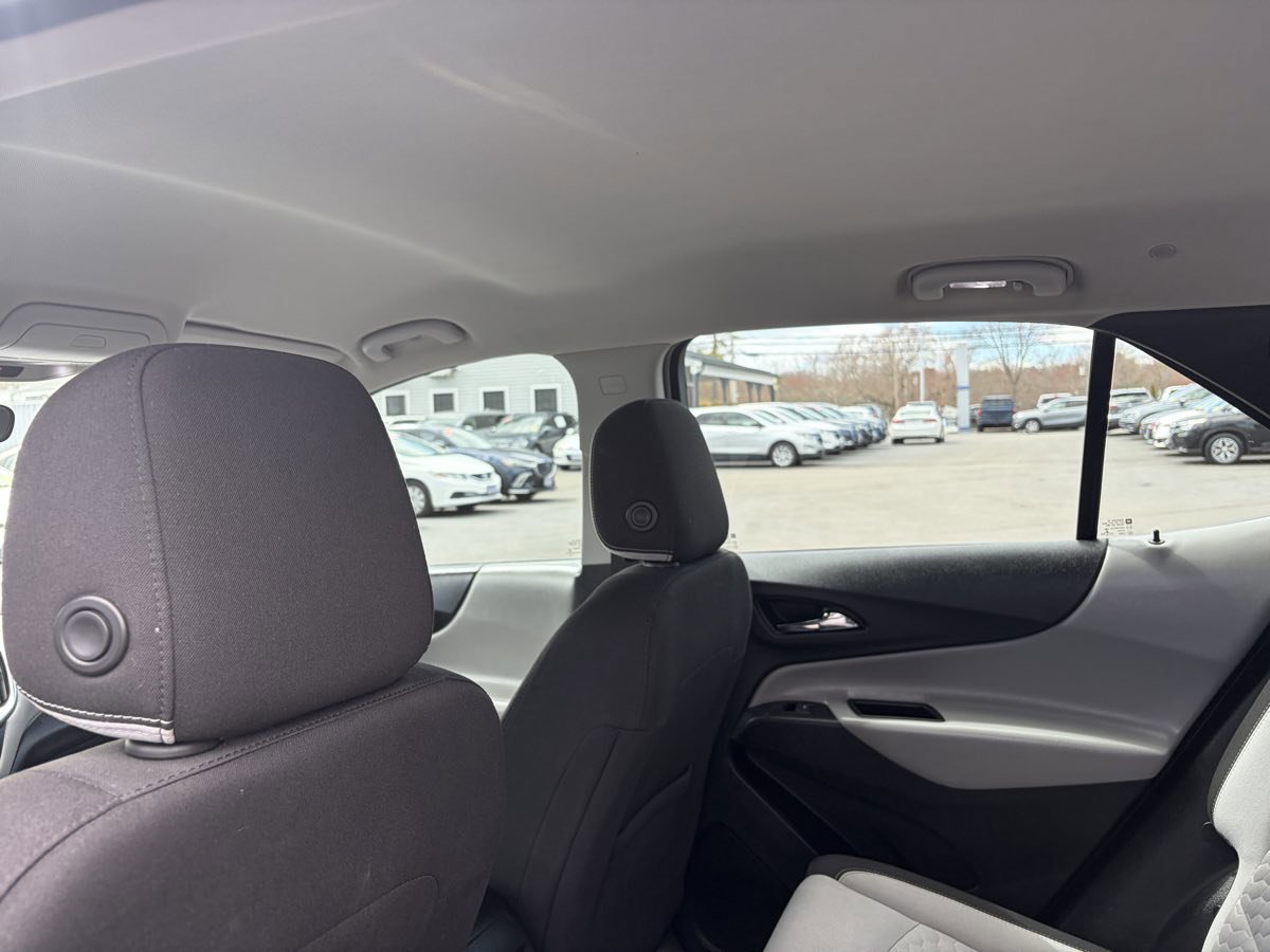 Used 2018 Chevrolet Equinox LS image 20