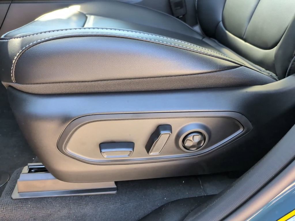 New 2026 Jeep Grand Cherokee L Limited AWD/4WD image 24