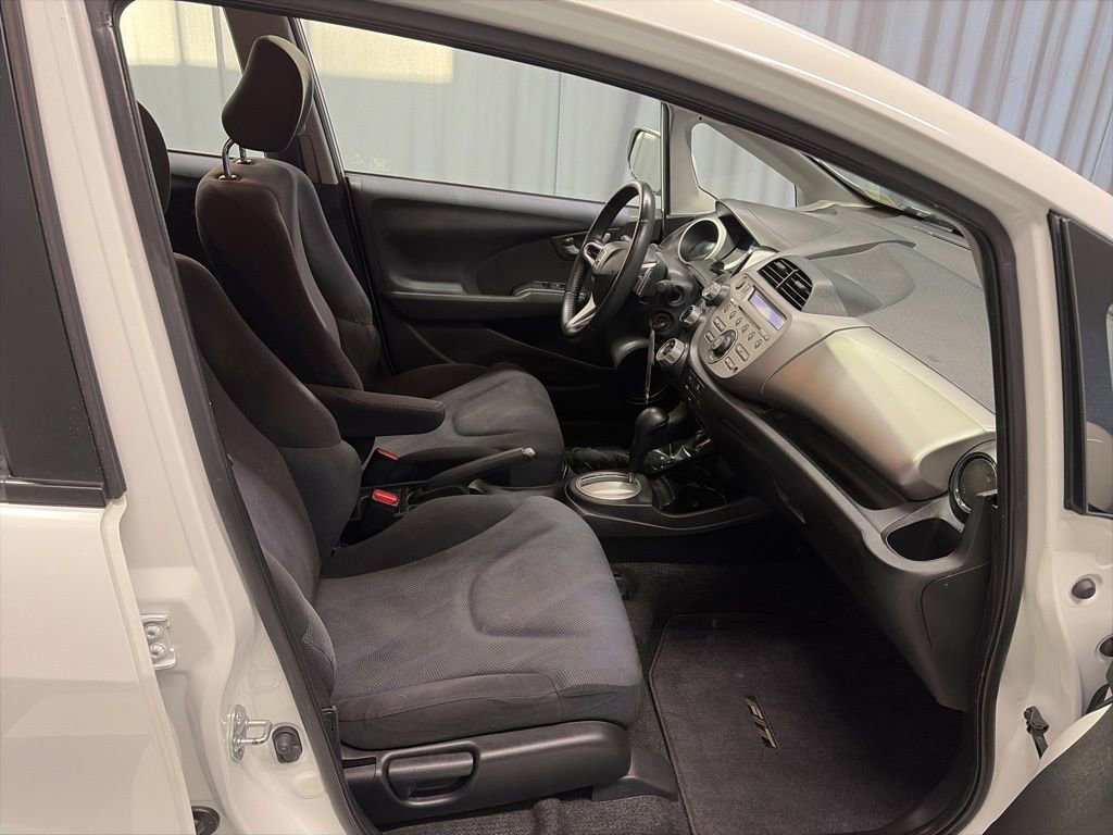 Used 2011 Honda Fit Sport image 17