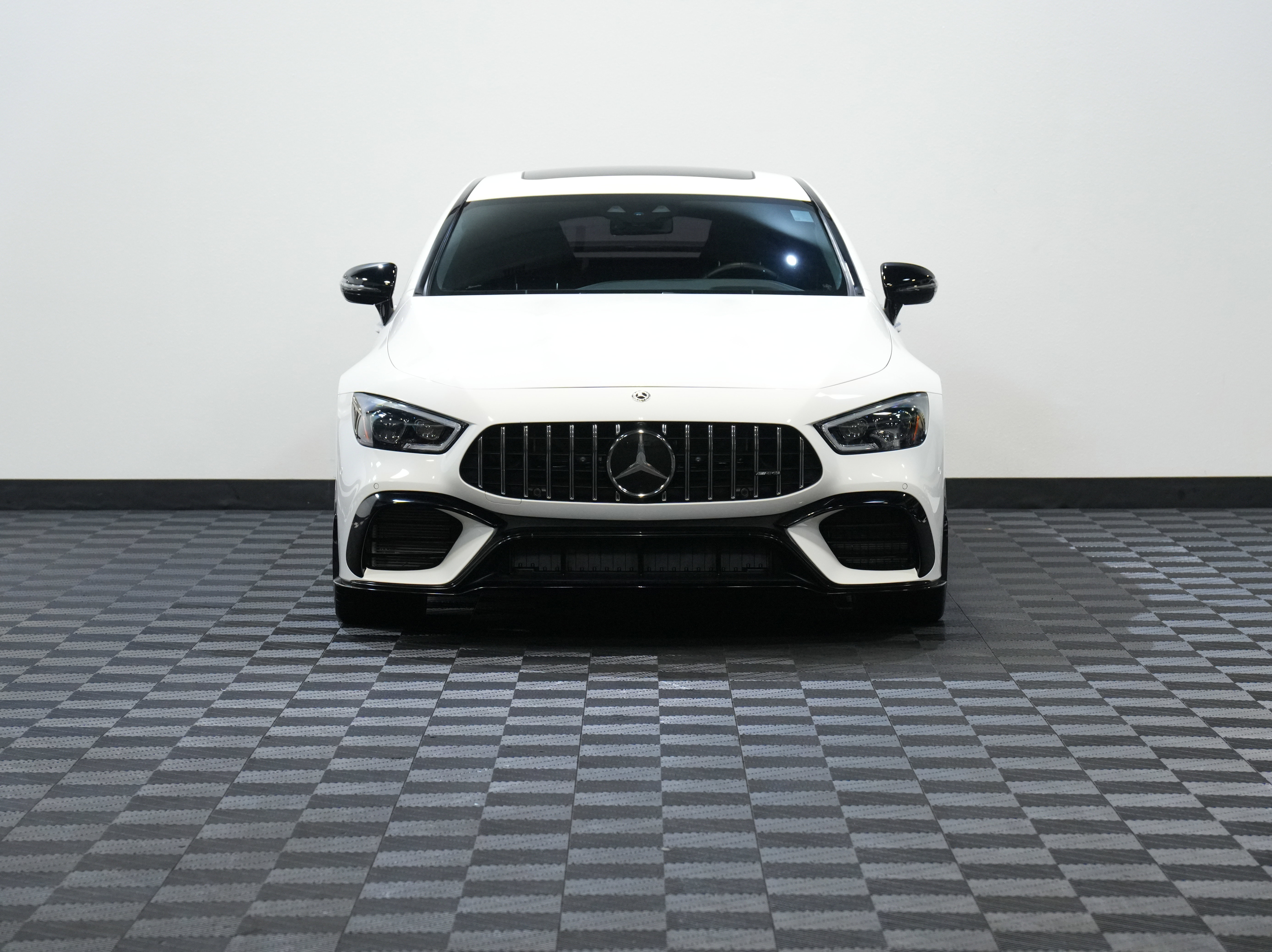 Used 2019 Mercedes-Benz AMG GT 63 w/ AMG Aerodynamics Package image 4