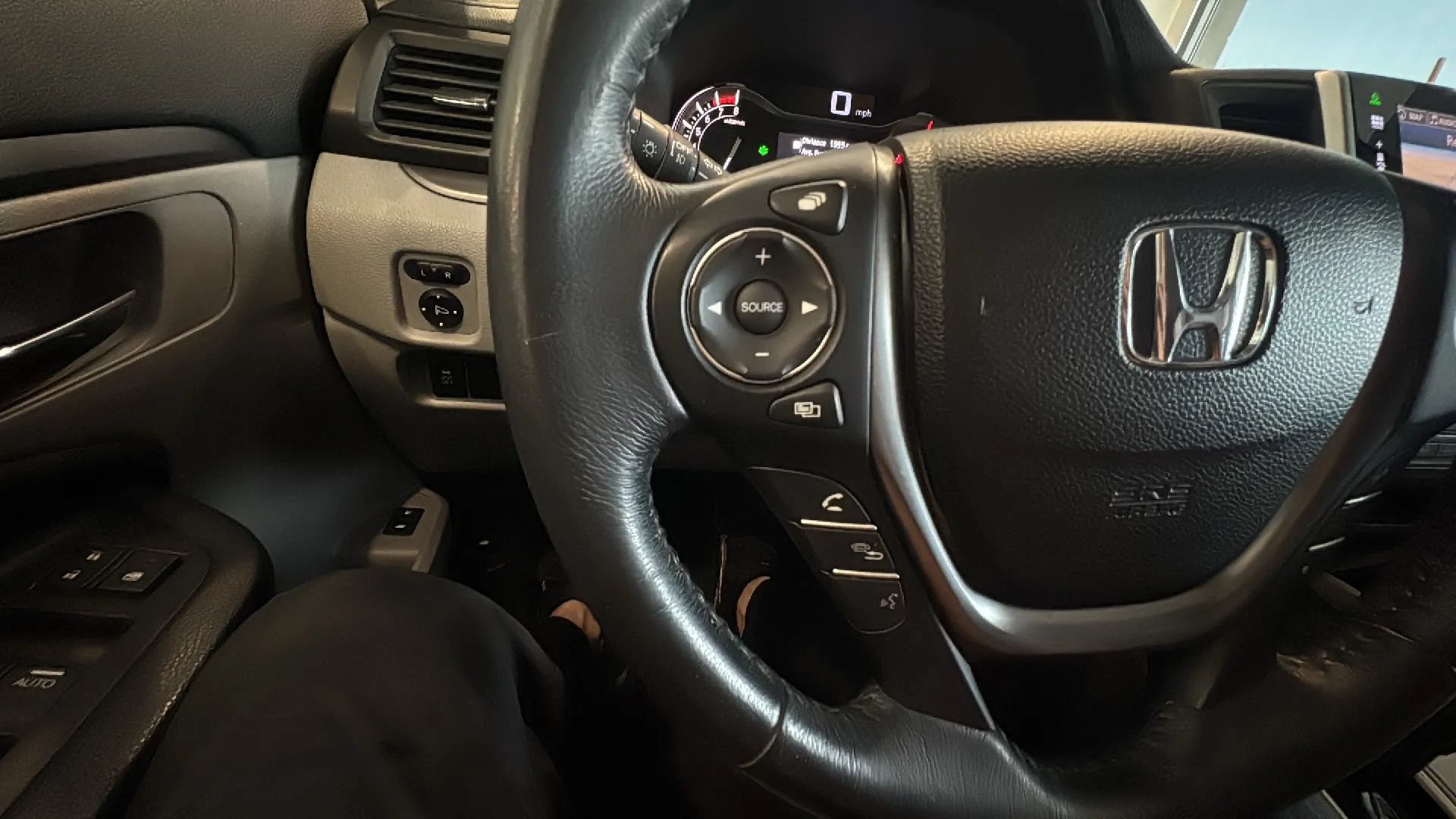 Used 2016 Honda Pilot EX-L image 47