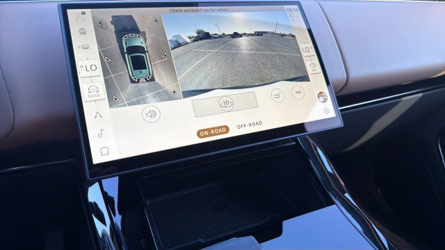 New 2026 Land Rover Range Rover Sport SE image 23