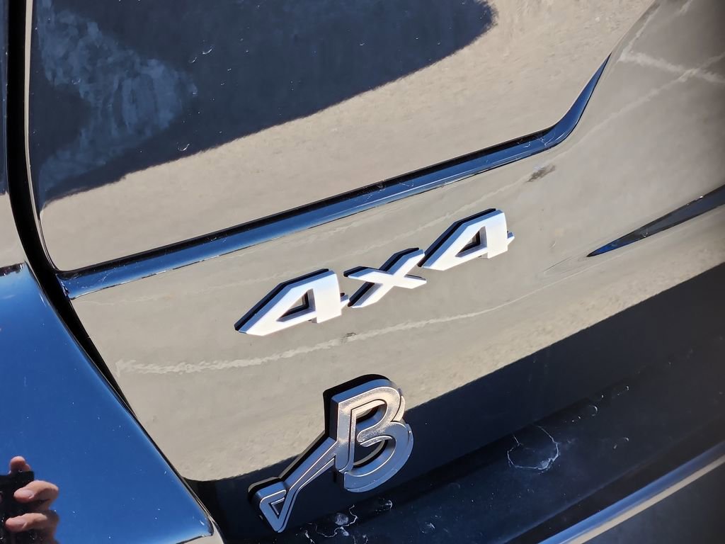 New 2025 Jeep Grand Cherokee Laredo X image 9