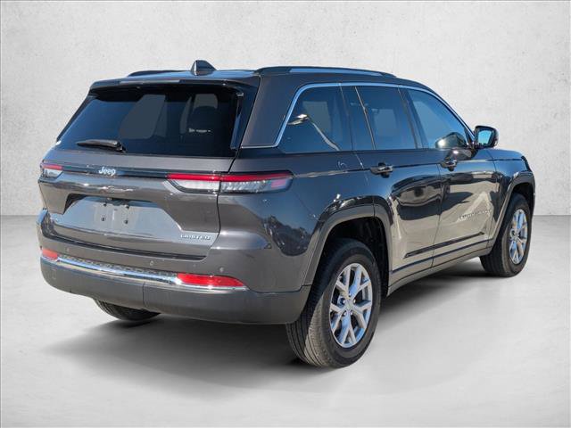 Used 2022 Jeep Grand Cherokee Limited image 5