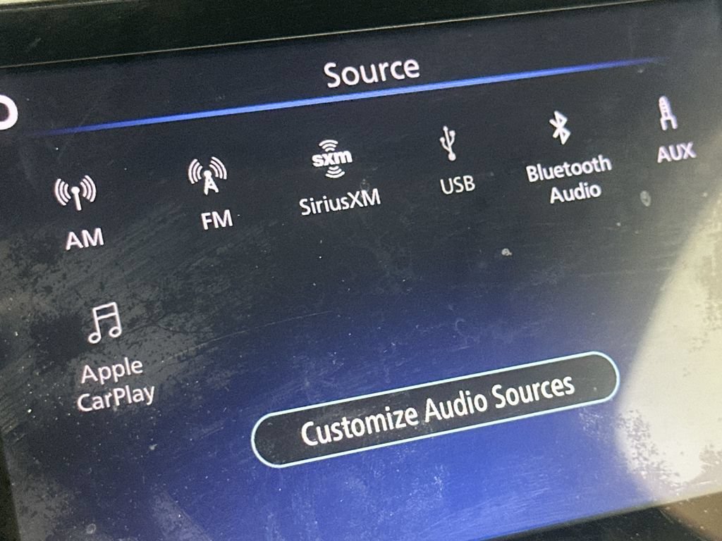 Used 2019 Nissan Kicks SR w/ SR Premium Package FWD image 25