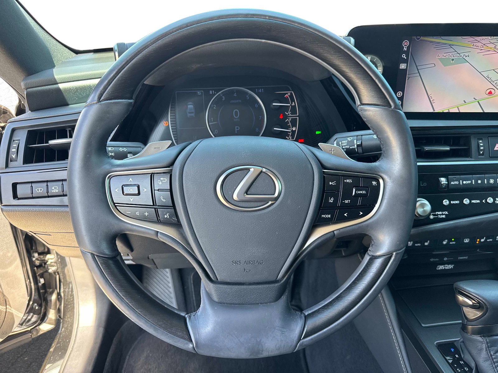 Used 2022 Lexus ES 350 Ultra Luxury w/ Accessory Package 2 image 27