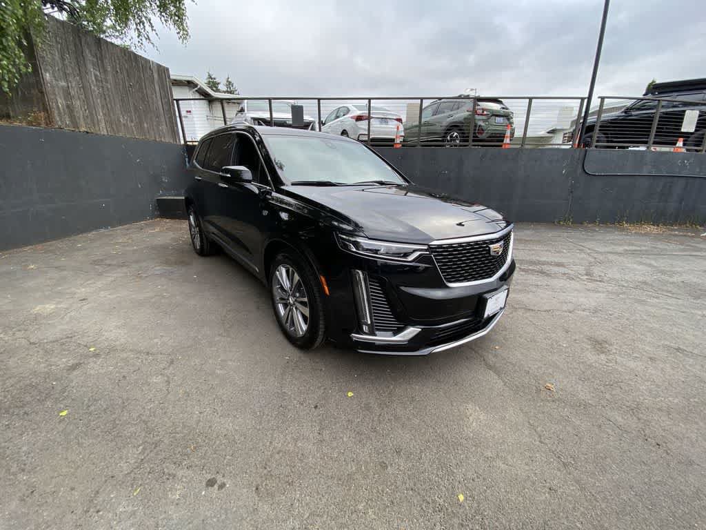 Used 2020 Cadillac XT6 Premium Luxury w/ Platinum Package AWD/4WD image 8