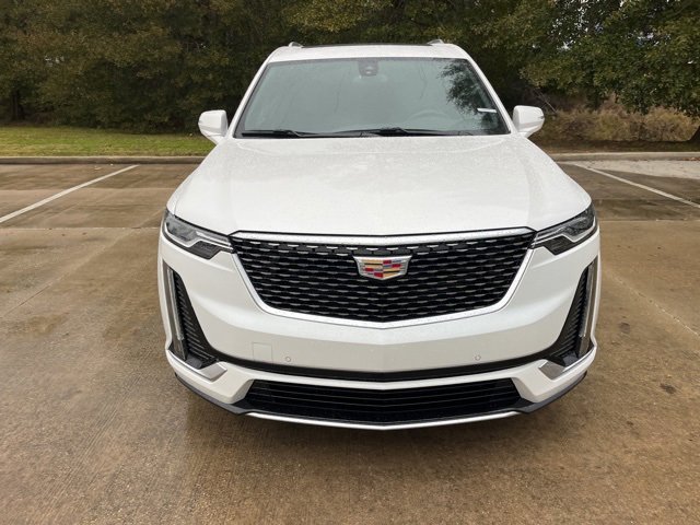 New 2025 Cadillac XT6 Luxury image 12