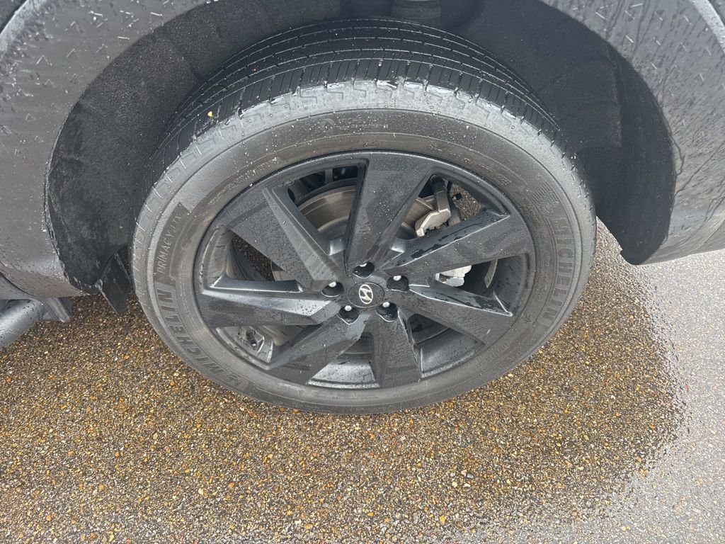 Used 2023 Hyundai Santa Cruz Night image 4