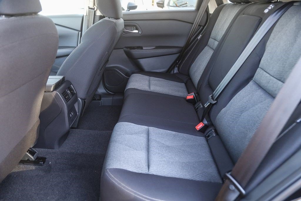 New 2026 Nissan Rogue SV FWD image 19