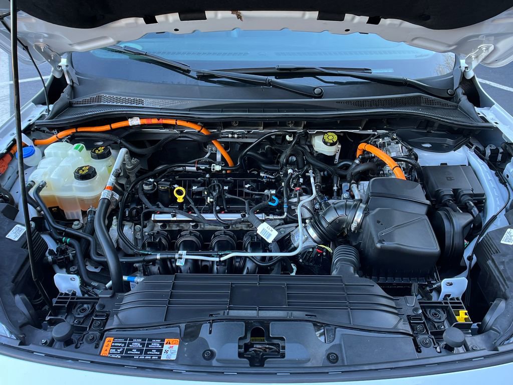 Used 2020 Ford Escape SE Sport image 21