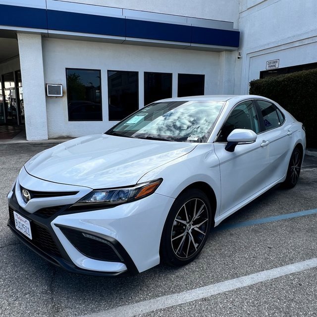 Used 2024 Toyota Camry SE