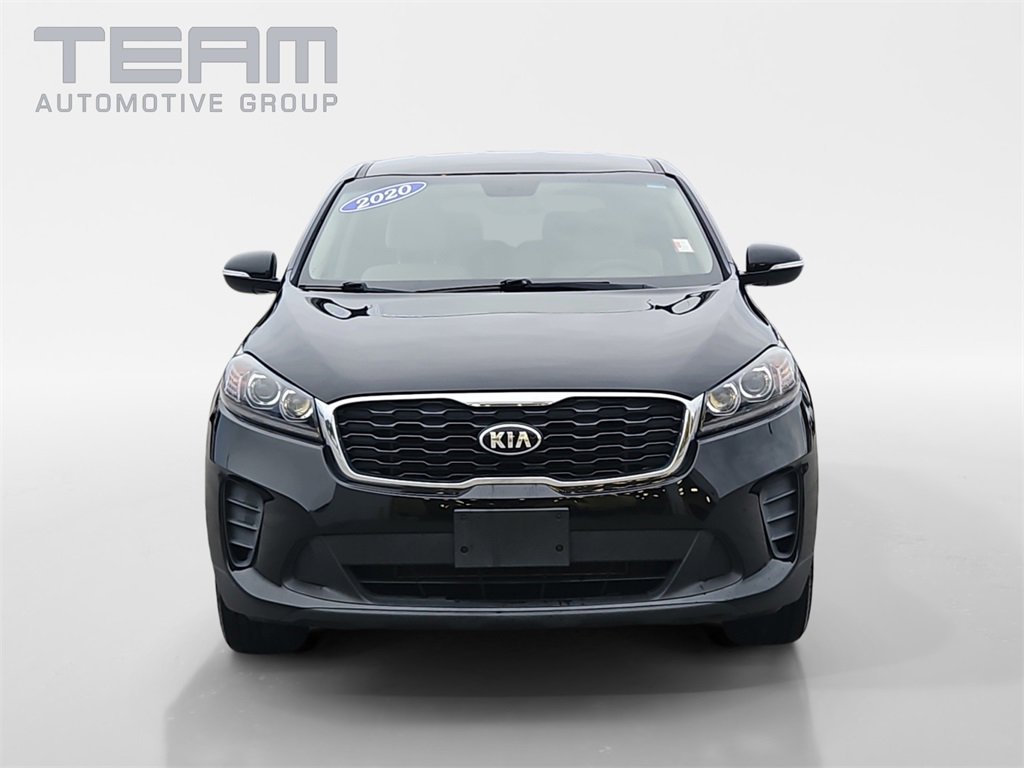 Used 2020 Kia Sorento LX image 2