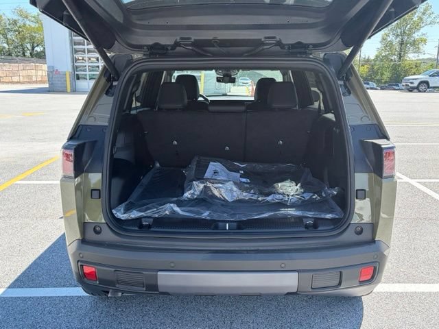 New 2026 Jeep Cherokee Overland AWD/4WD image 7