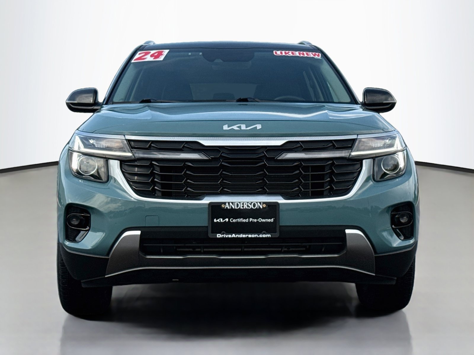 Used 2024 Kia Seltos S AWD/4WD image 2