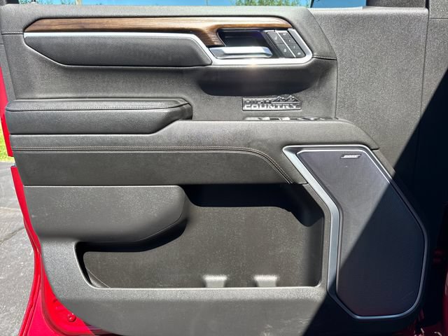 Used 2025 Chevrolet Silverado 1500 High Country AWD/4WD image 10
